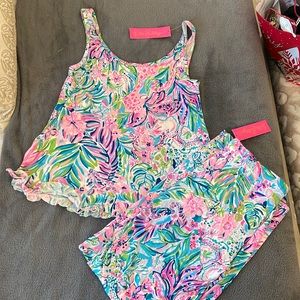 Lilly Pulitzer sleep set